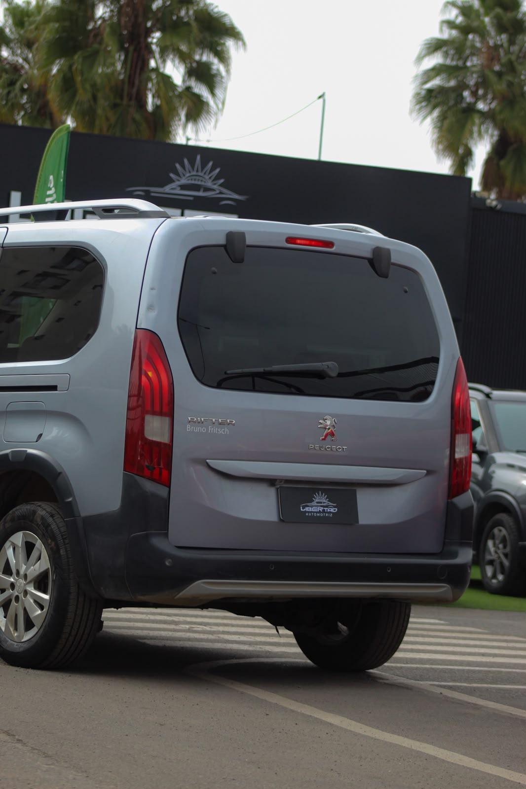 Peugeot Rifter — foto 7 de 10